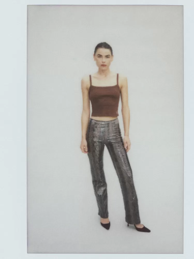 baby_tank__chocolate_4.webp Women Réalisation Par Baby Tank - Chocolate