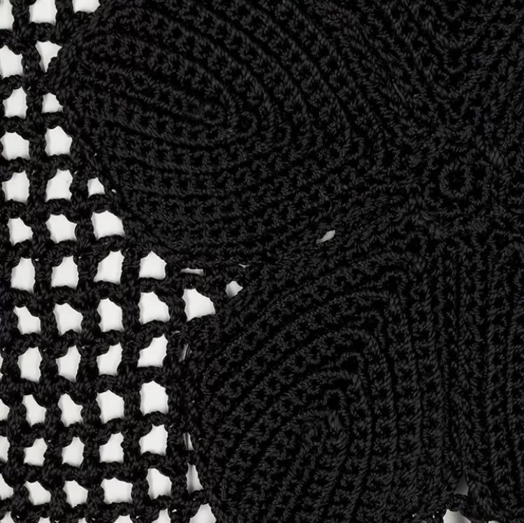 crochet_flower_top__black_7.webp Women Réalisation Par Crochet Flower Top - Black