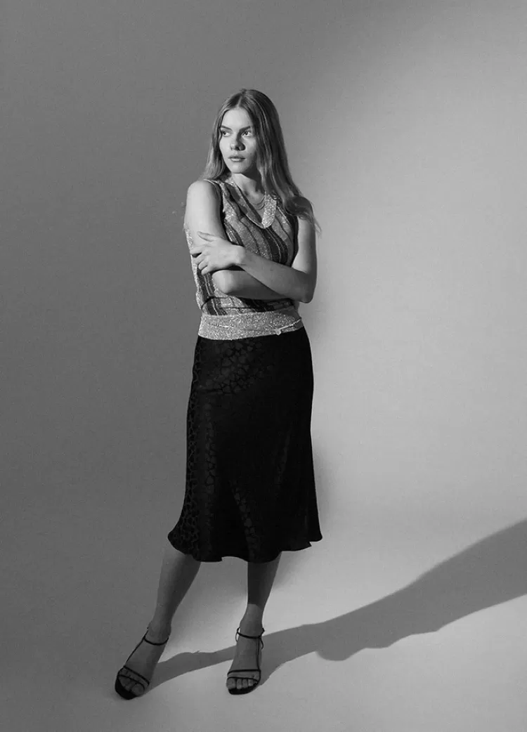 the_naomi__romance_2.webp Women Réalisation Par The Naomi - Romance